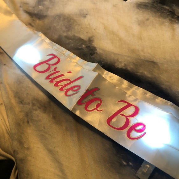 Sash - Picture 2 of 3